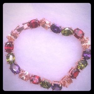 Multicolored Bracelet. NWB. Fashion jewelry💎